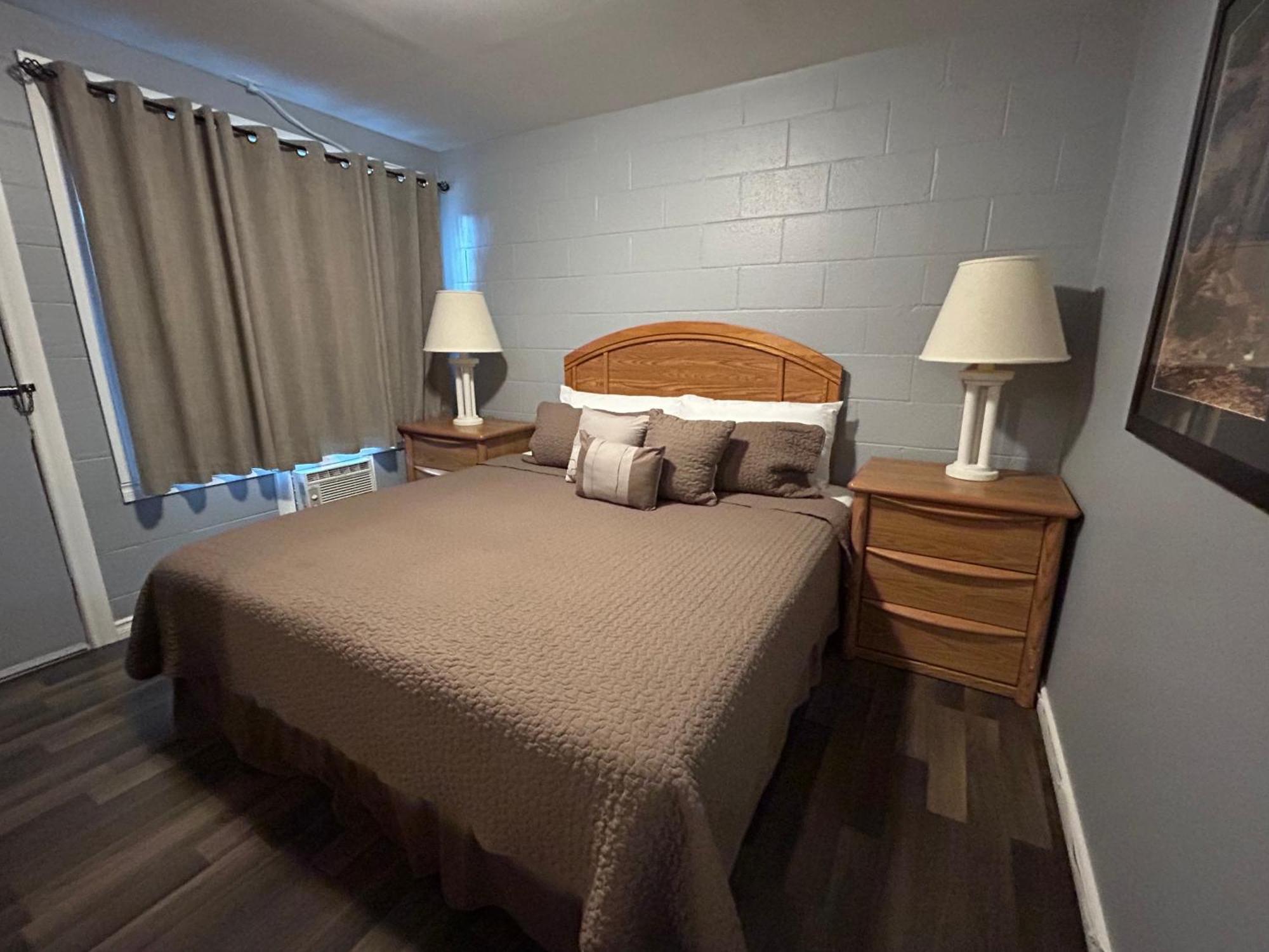 Arrow Lake Motel Fauquier Esterno foto