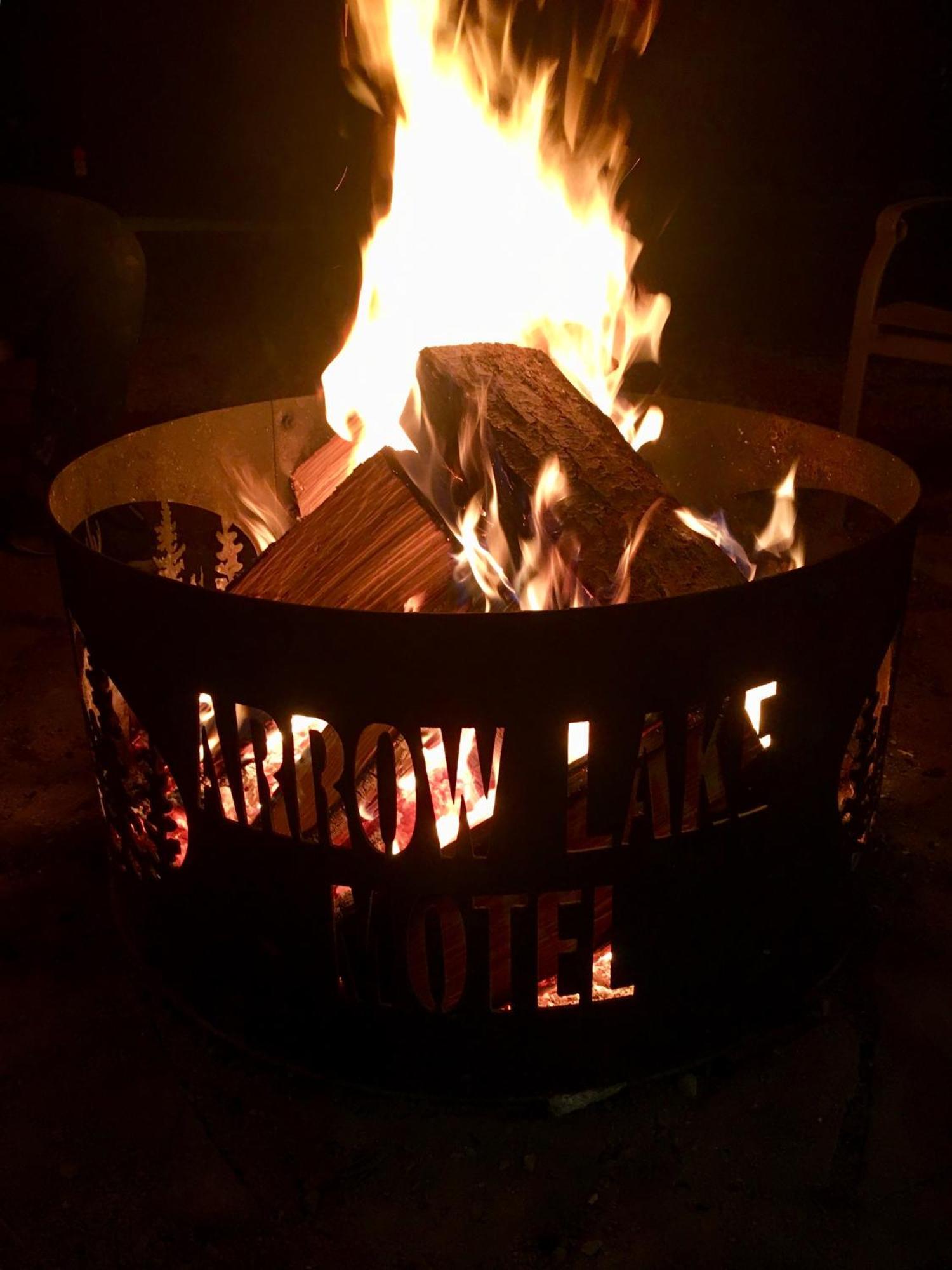 Arrow Lake Motel Fauquier Esterno foto